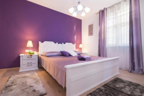 Отель Apartments J&J  Сплит